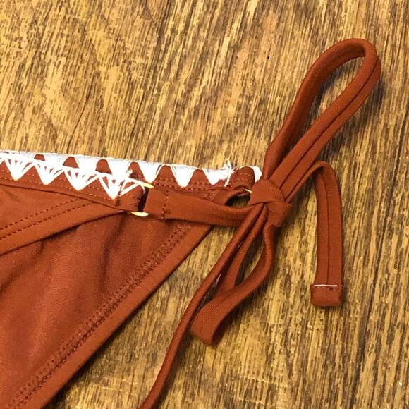 Shade & Shore Brown with Cream Triangle Trim Side Tie Bikini Bottom Size XL - Picture 2 of 5